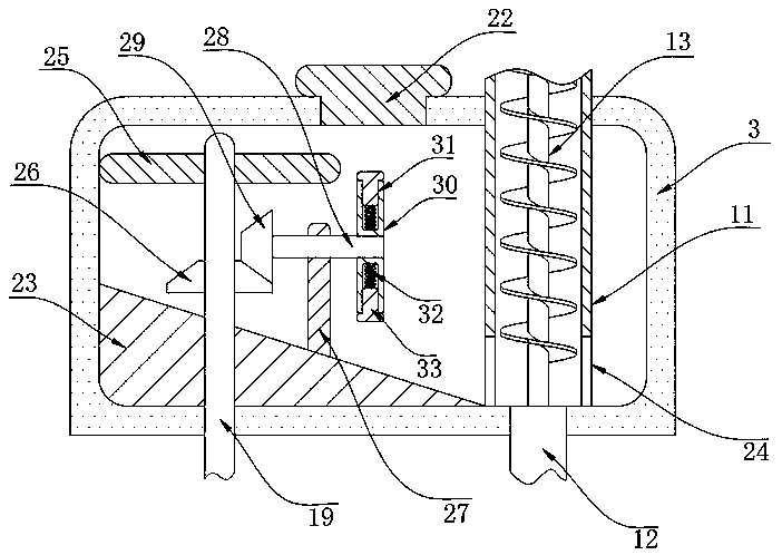 Supercharged powder spraying device suitable for powdery volatile pesticide