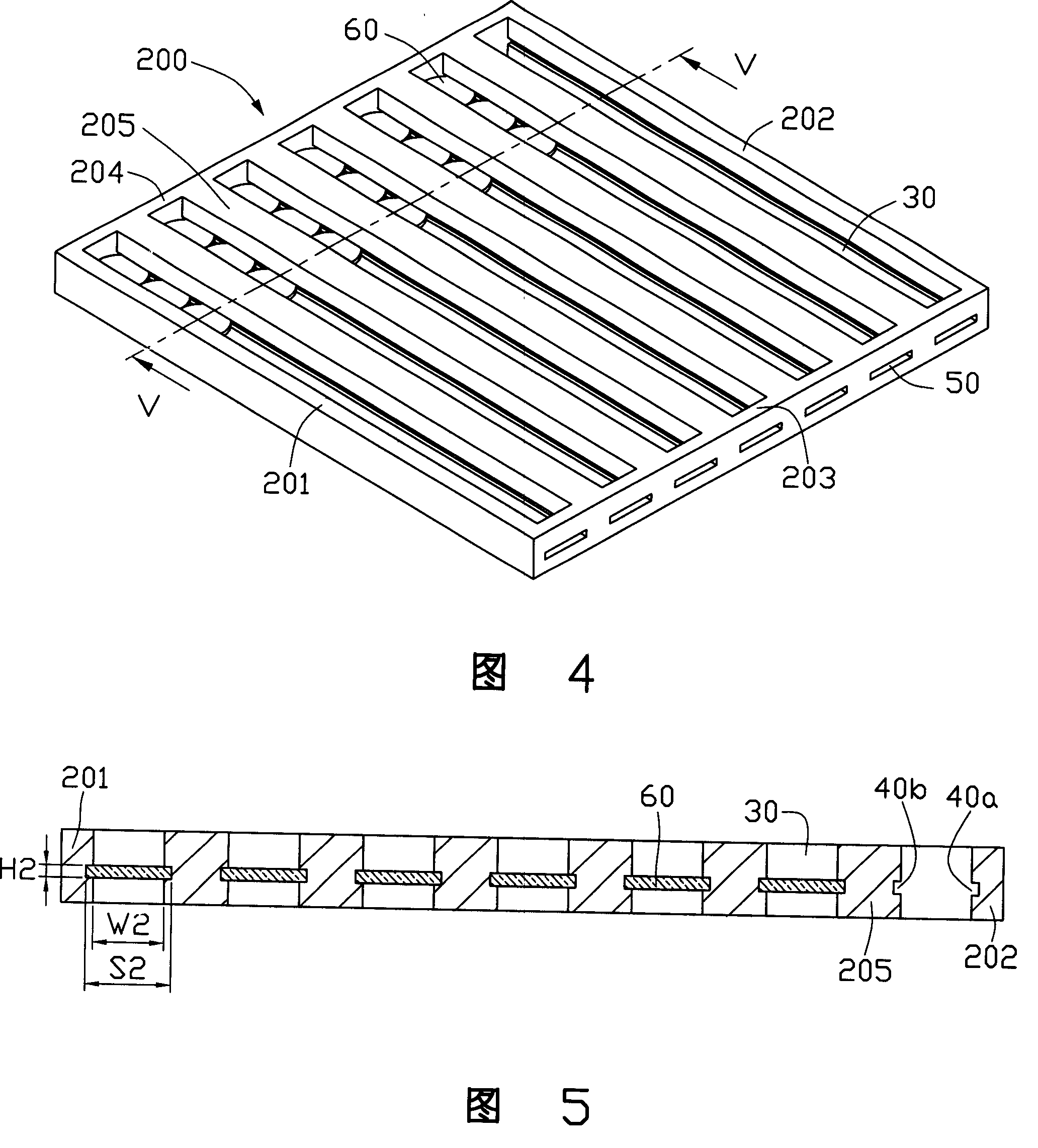 Cleaning device for optical element
