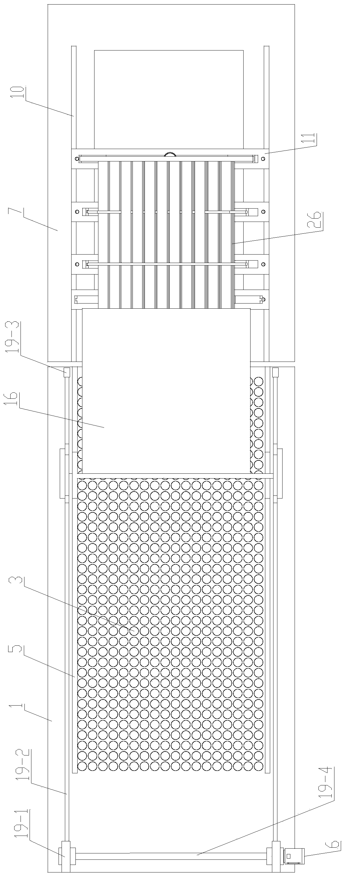 Automatic tube bundle penetrating device and method for tube-shell type heat exchanger equipment