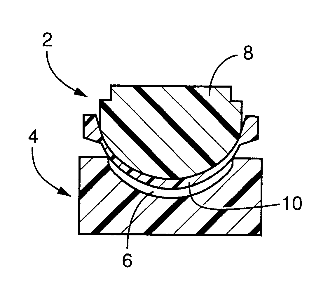 Mold assembly for forming ophthalmic lens, method of producing the same, and method of producing ophthalmic lens using the mold assembly