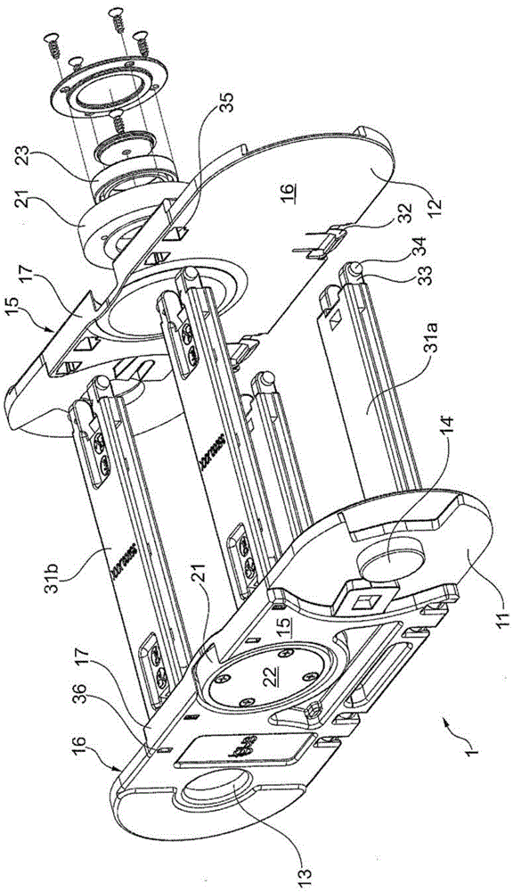 Power guided chain with rollers