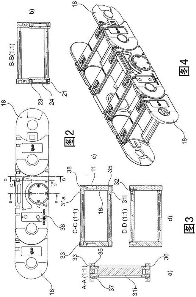 Power guided chain with rollers