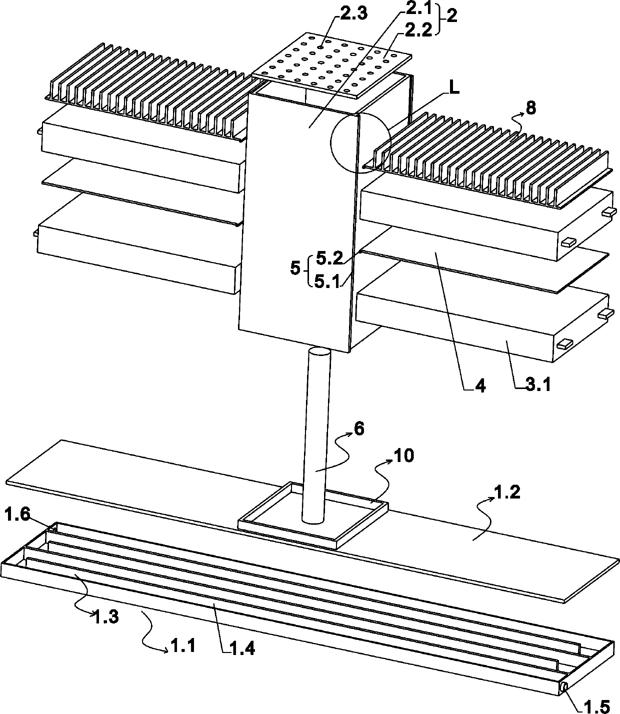 Battery pack heat dissipation device with centralized heat dissipation