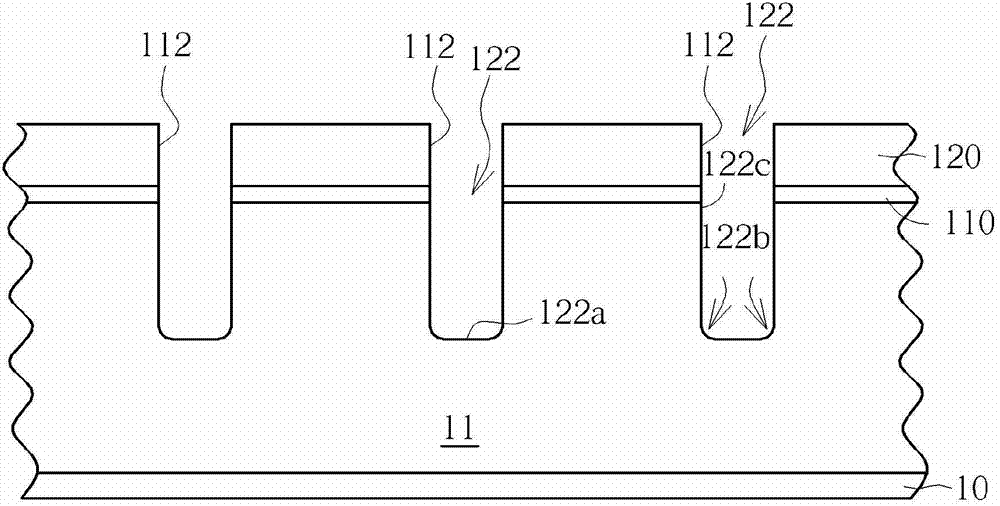 Semiconductor device with reduced miller capacitance and fabrication method thereof