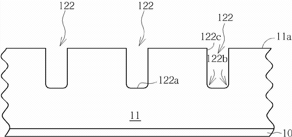 Semiconductor device with reduced miller capacitance and fabrication method thereof