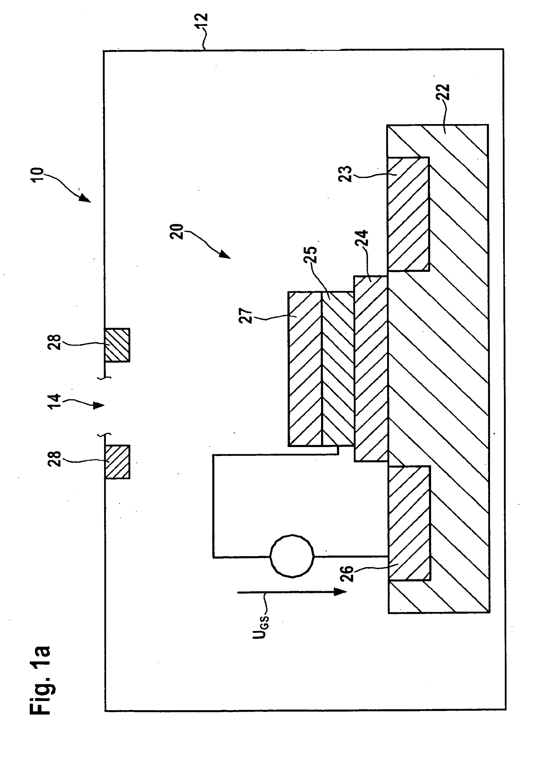 Field effect transistor gas sensor having a housing and porous catalytic material containaed therein