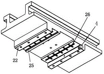 Sliding table-adaptive adjusting mechanism of hole turning machine