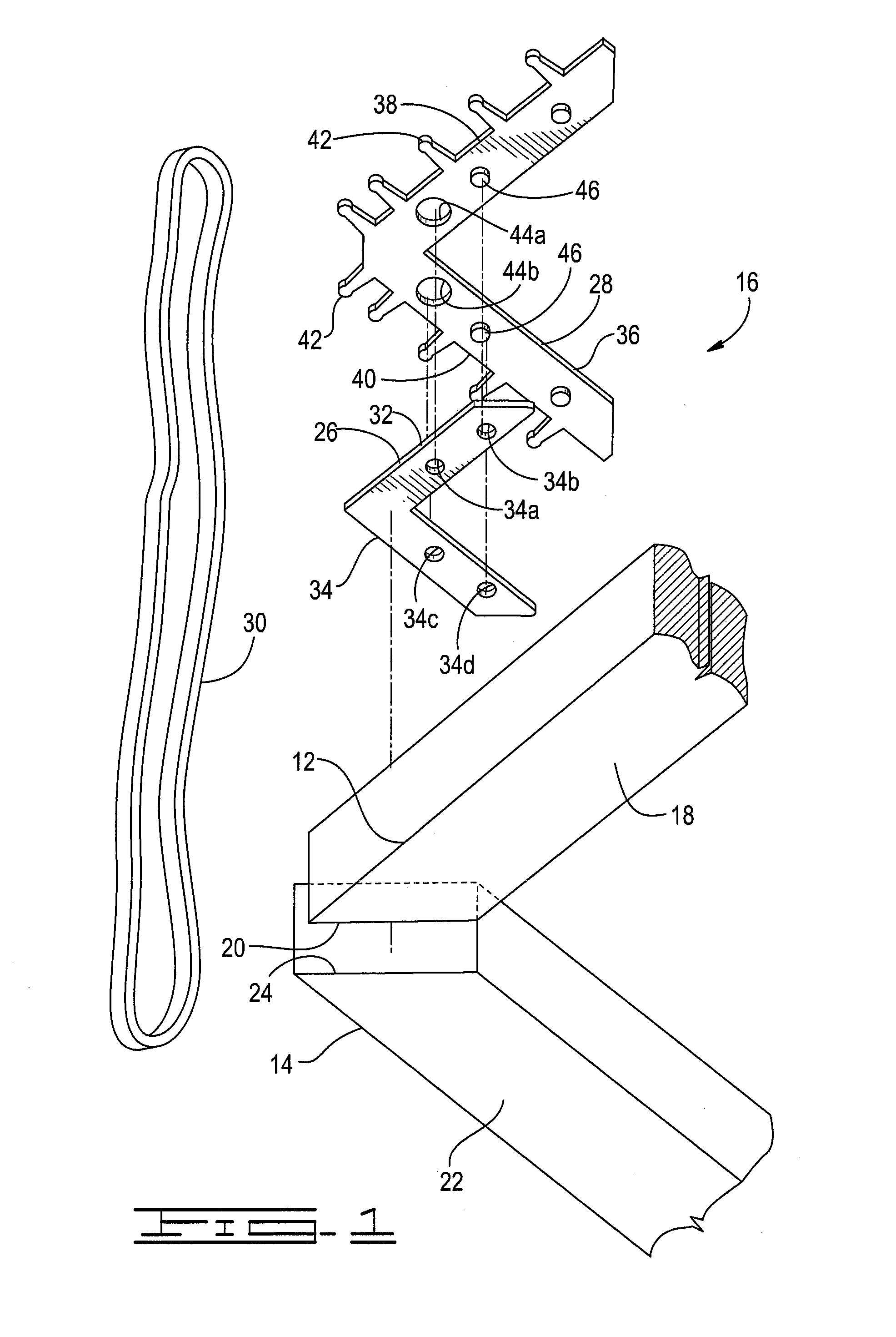 Apparatus and method for clamping mitered corners
