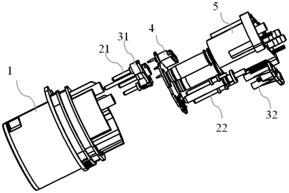 Power pin cooling assembly and charging connector