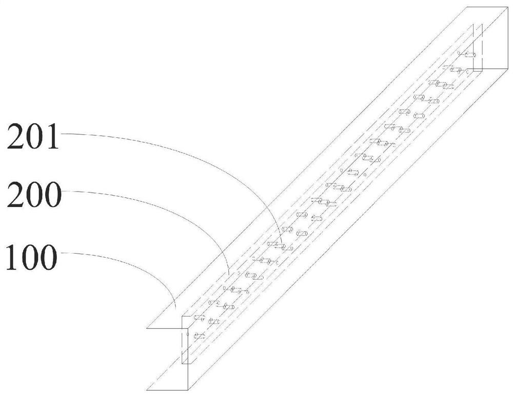 Built-in vertical steel plate reinforced recombined bamboo beam and preparation method thereof