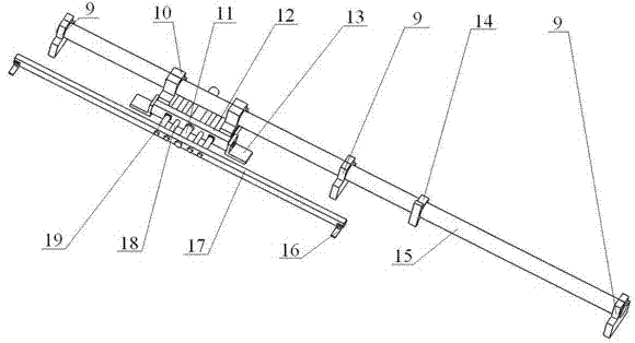 Automatic feeding device of high-speed precision punching machine and method of using same