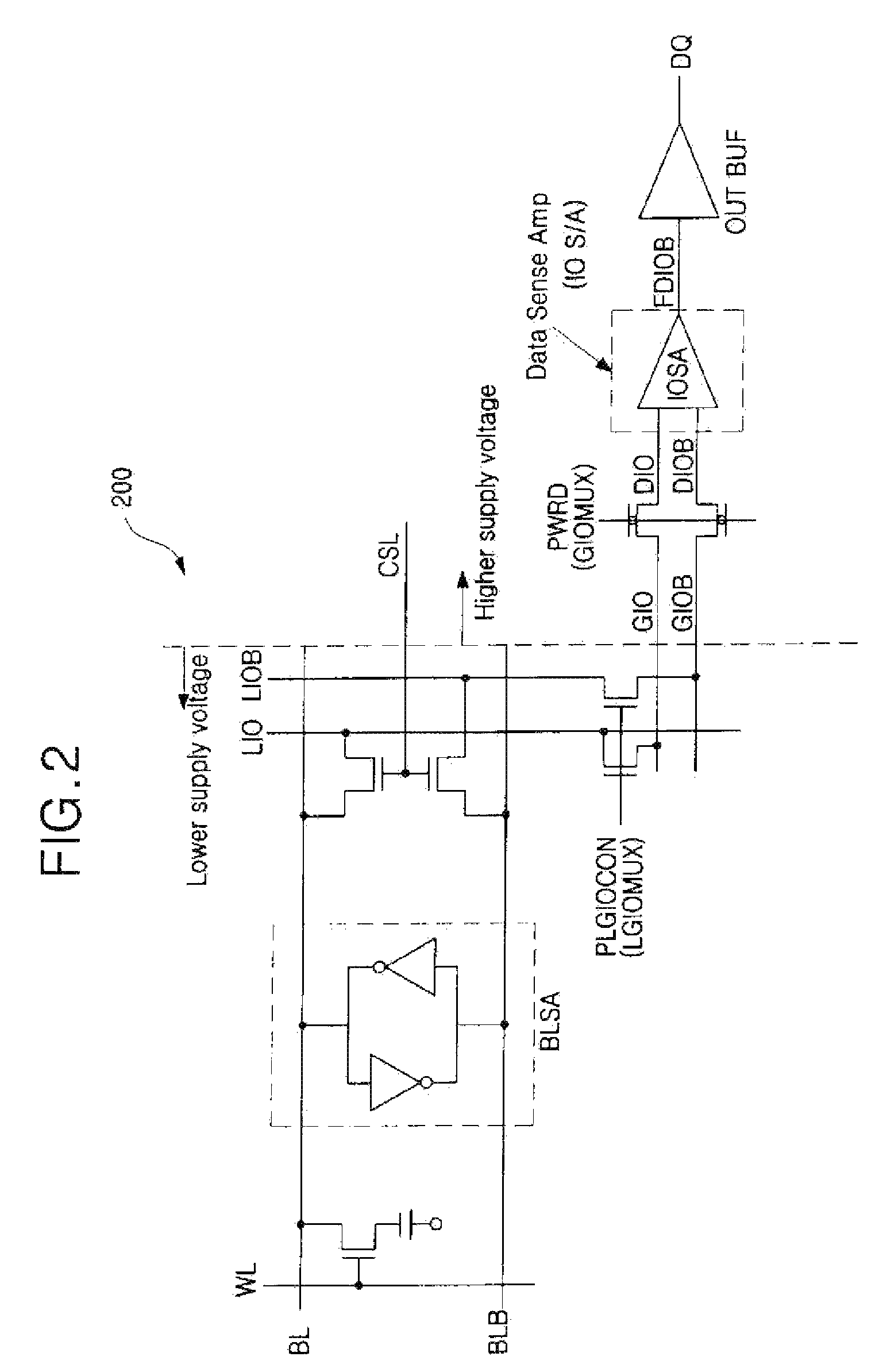 Memory device with separate read and write gate voltage controls