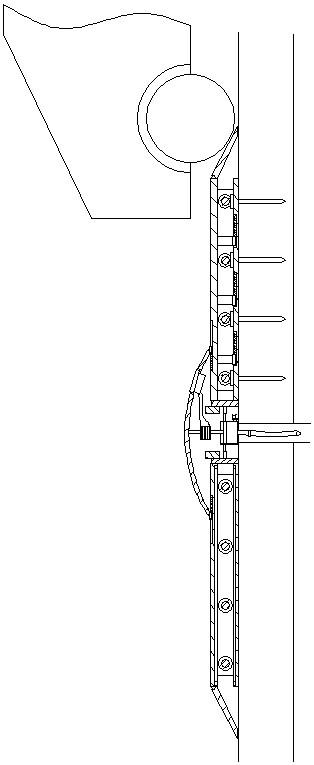 Post-earthquake cement pavement crack monitoring device