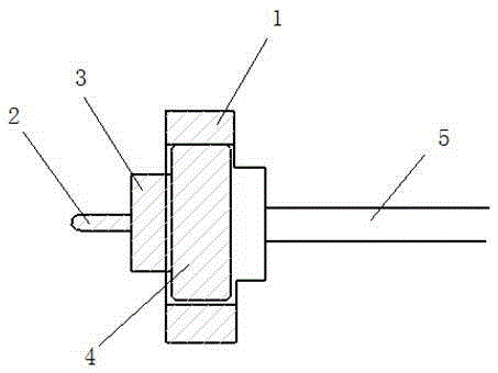 Pipe expanding device