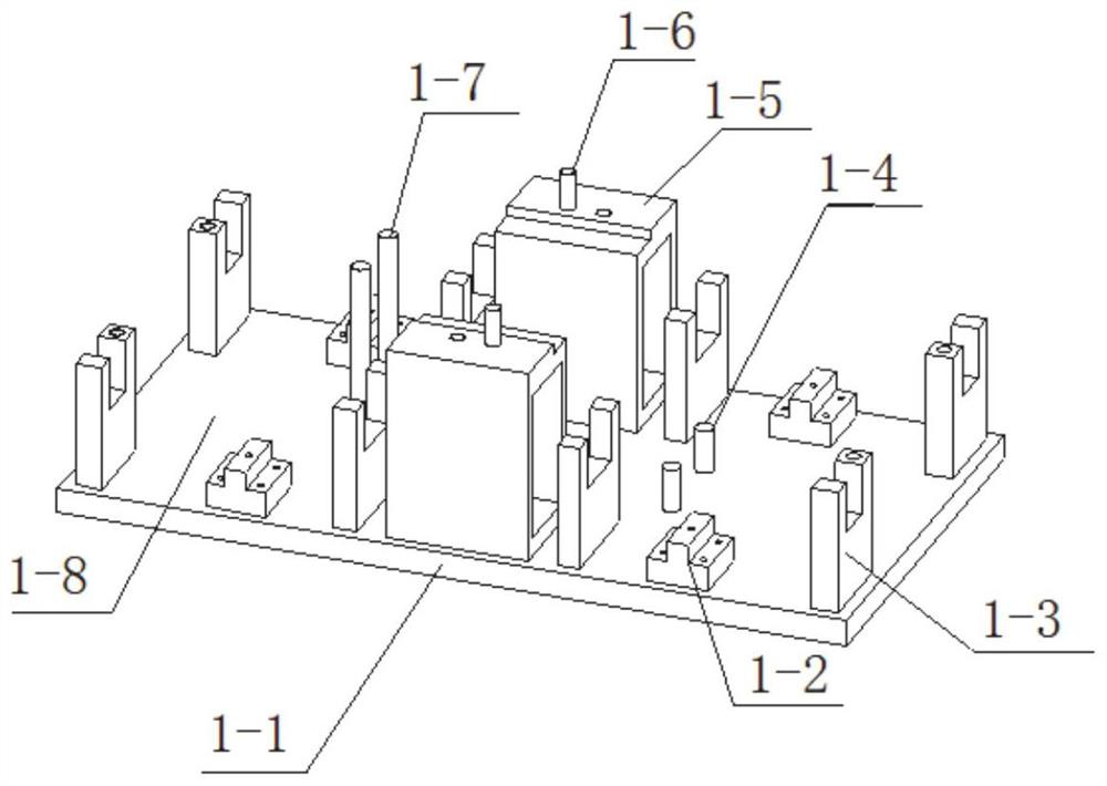 Disassembling and assembling device and method for bogie traction device