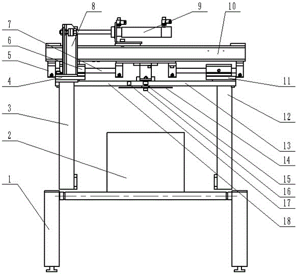 Carton centering mechanism of production line conveyor