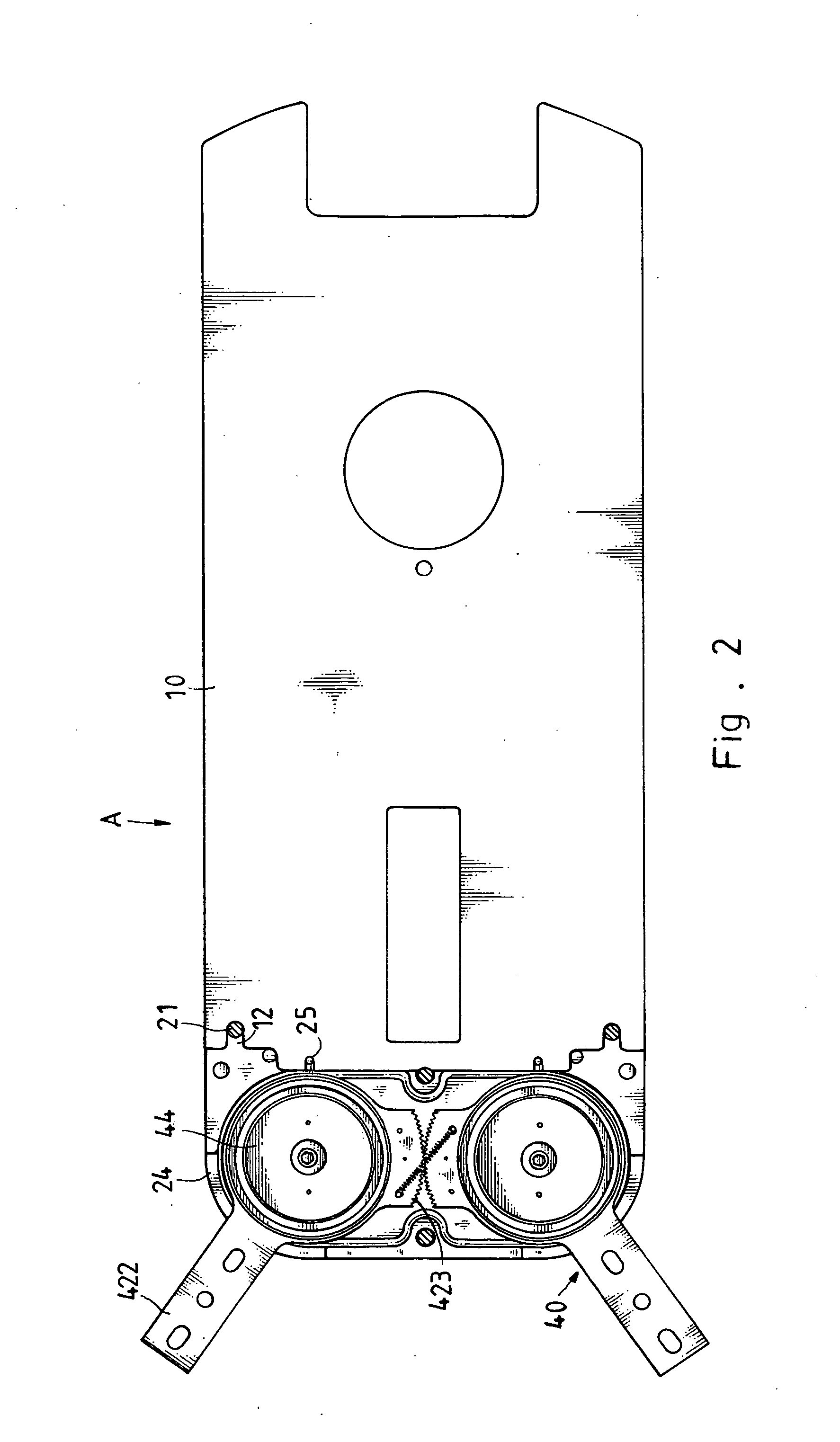 Blade assembly for transmission of semiconductor chip