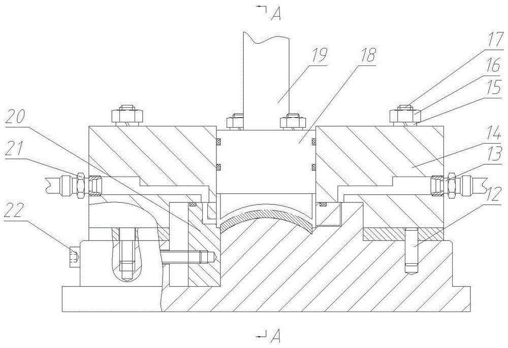 Electrolytic machining device for special-shaped thin-walled curved surface parts