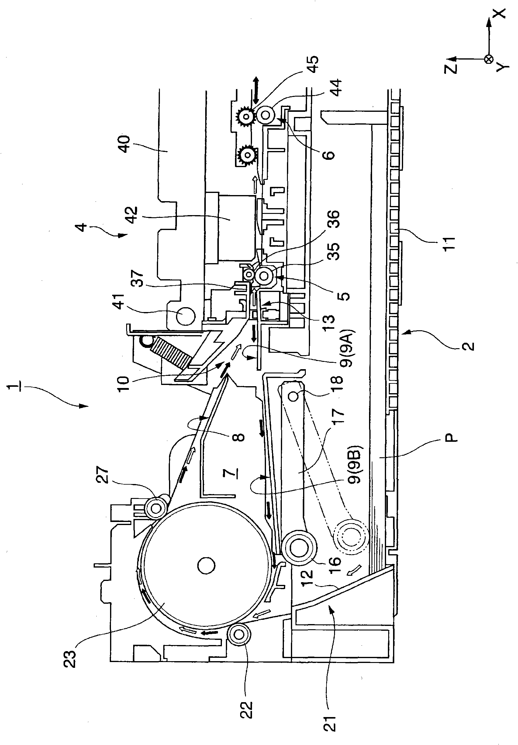 Sheet material transport apparatus and recording apparatus