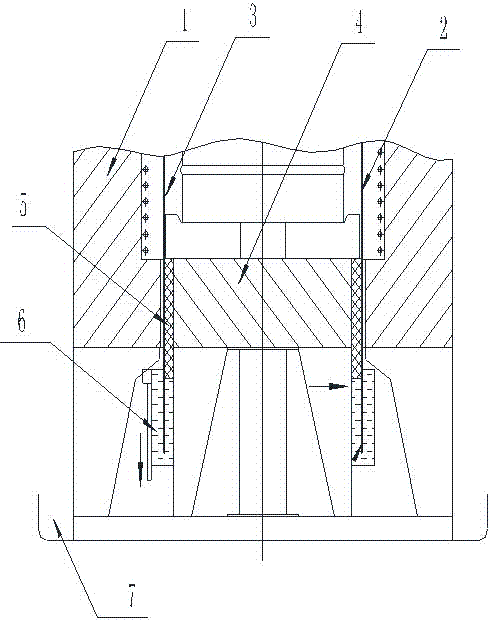 Flowing water-cooled sealing structure of bottomless muffle tank for well type carburizing furnace