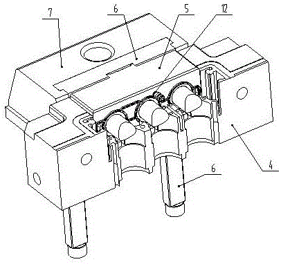 Mold provided with mechanism for directly pushing out slider insert through ejector retainer plate