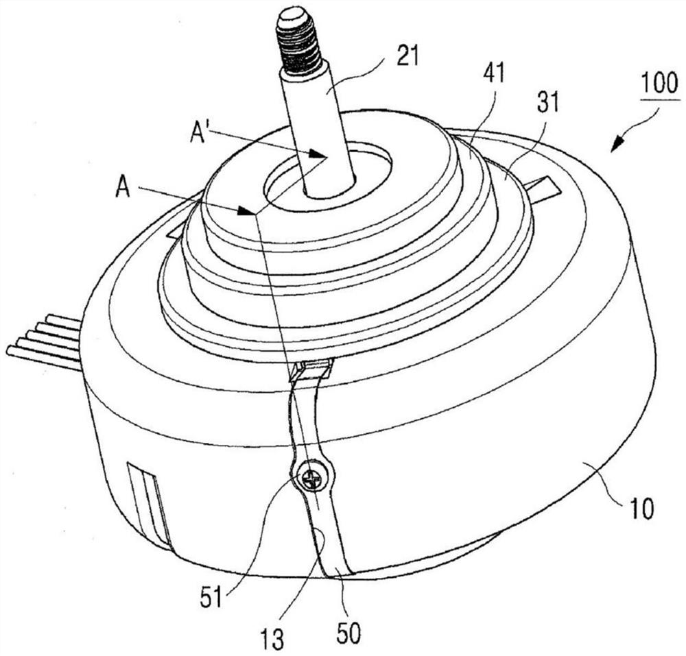 Brushless DC motor with improved ground structure