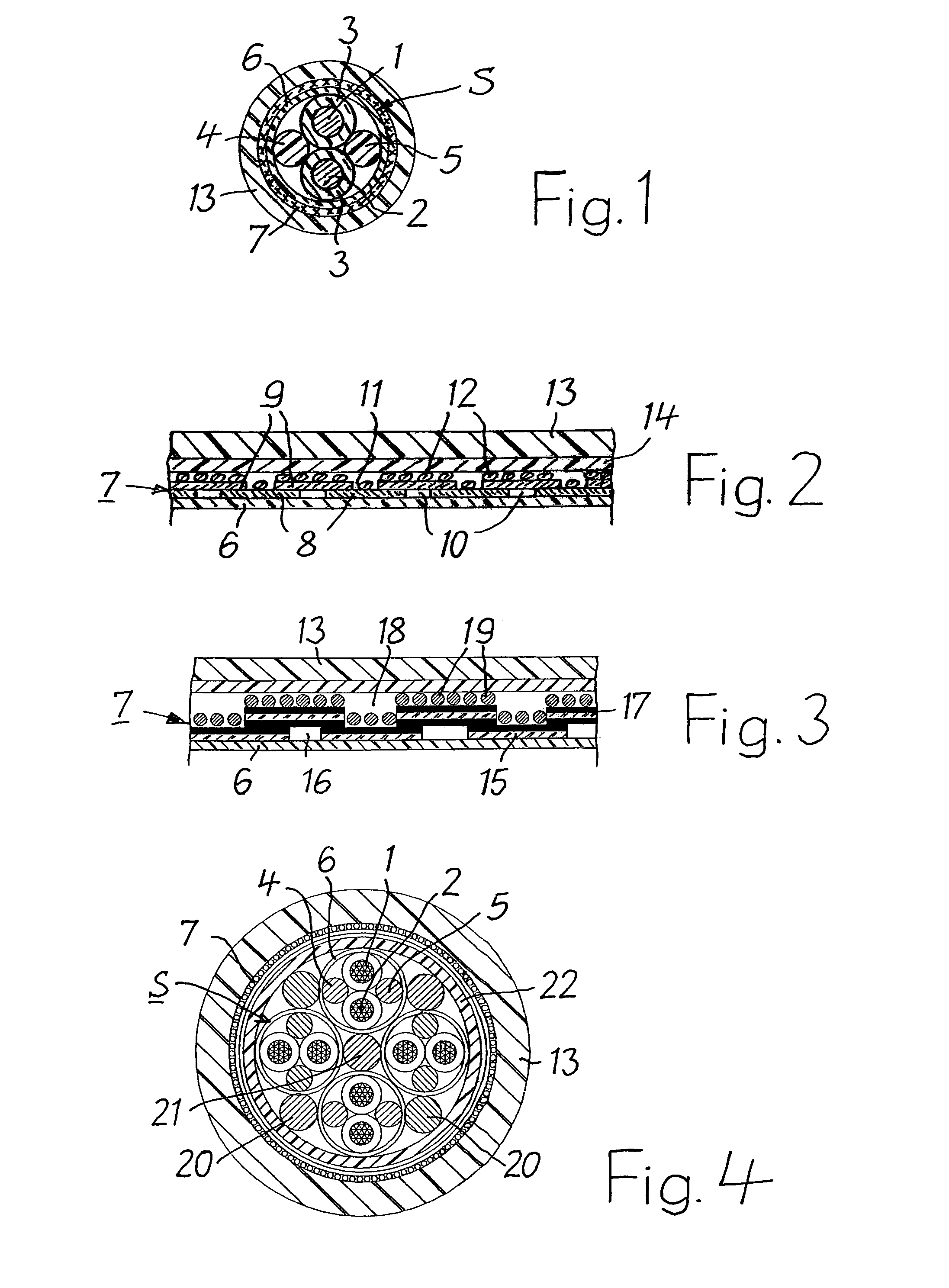 Data transmission cable for connection to mobile devices