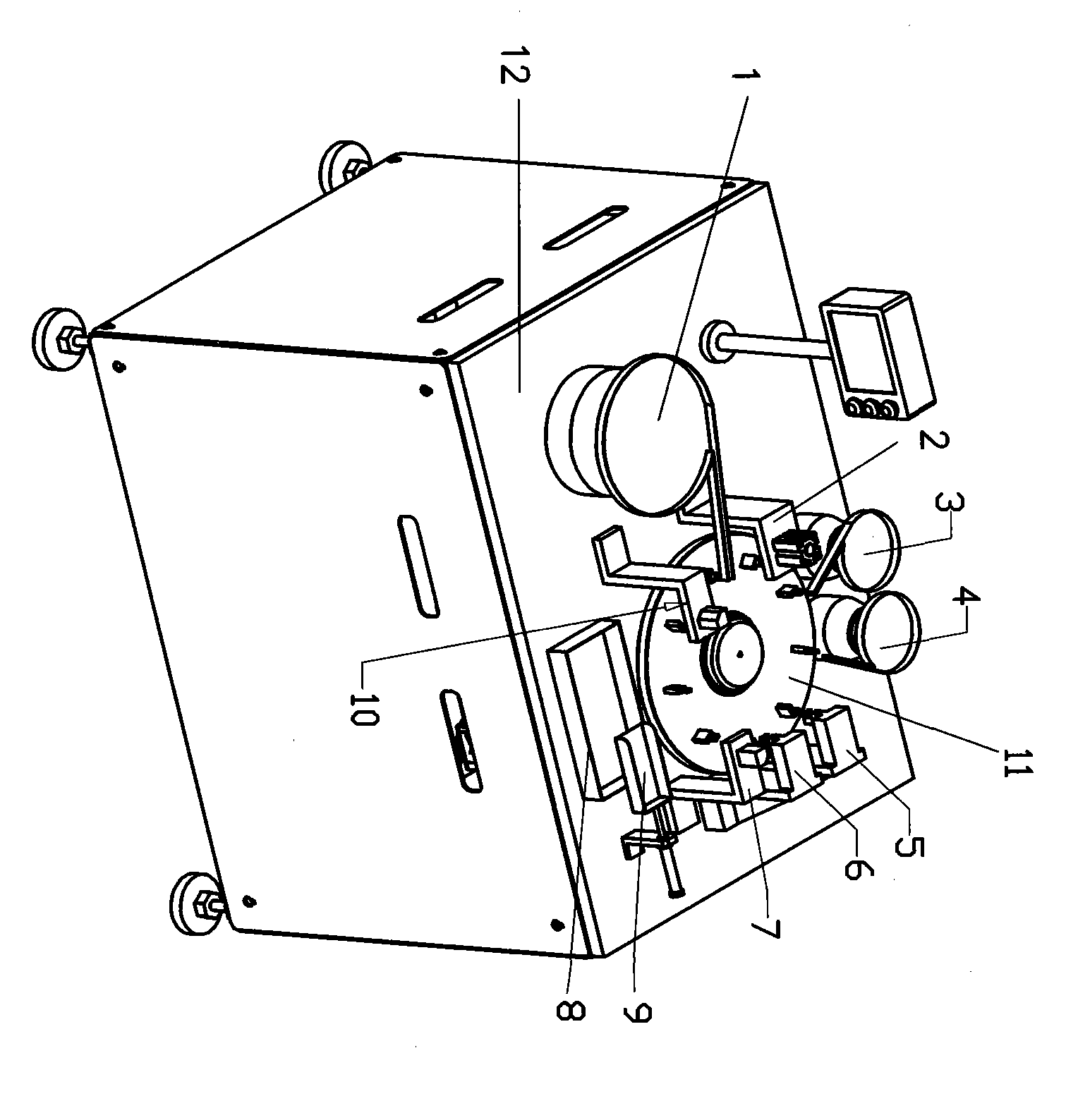 Automatic assembling machine of battery cover and assembling method therefor