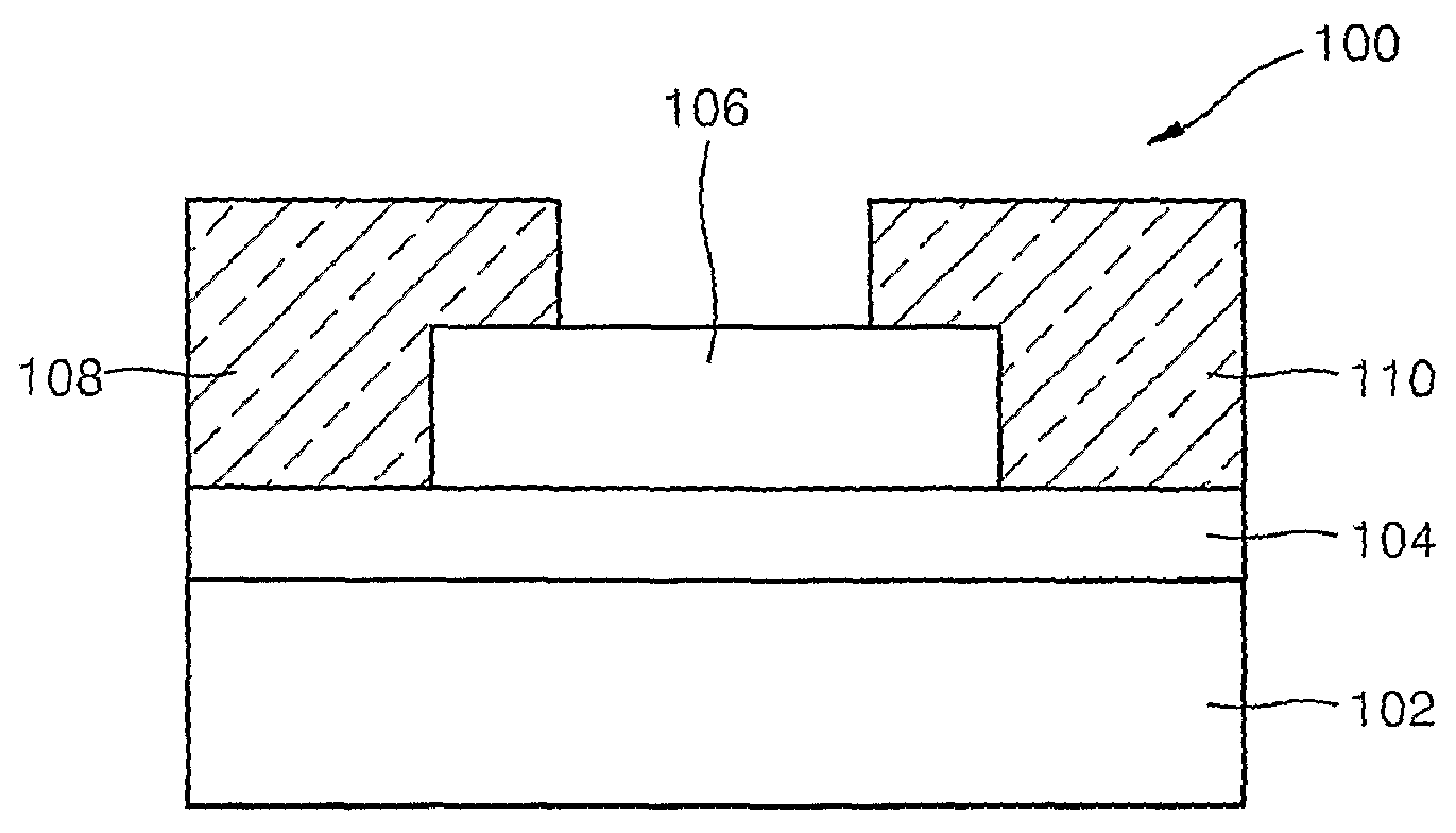 Memory device using abrupt metal-insulator transition and method of operating the same