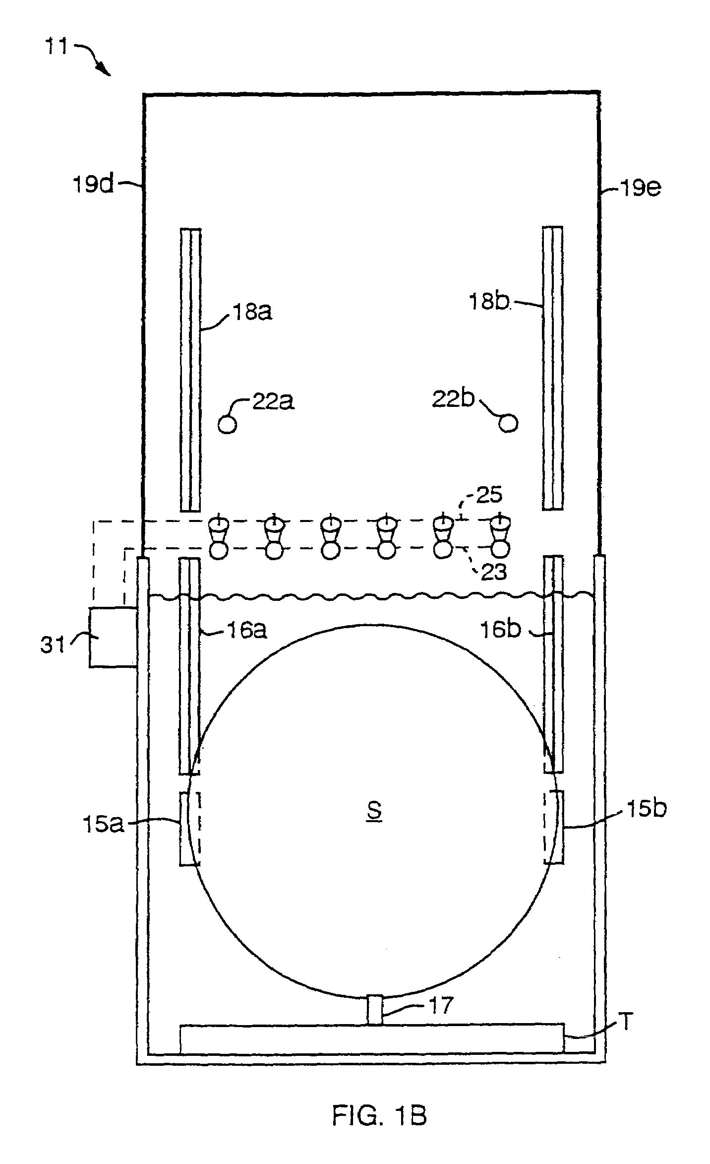 Apparatus for cleaning and drying substrates