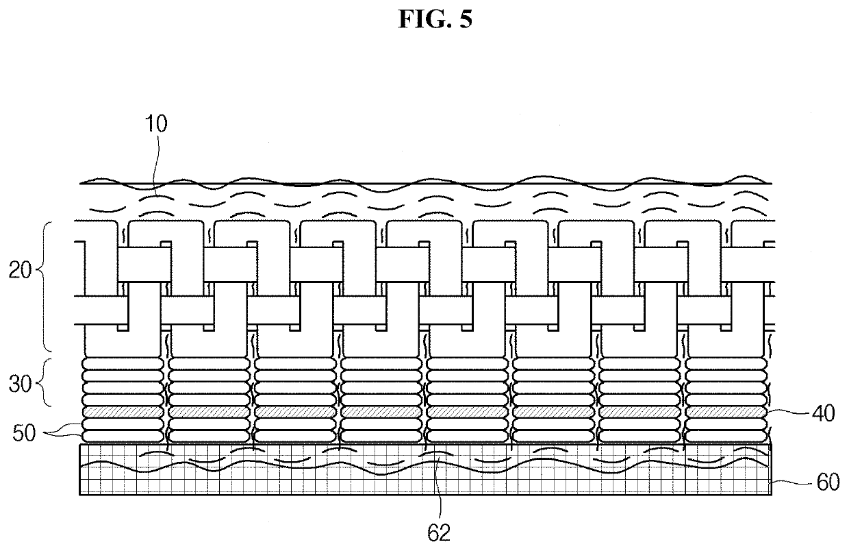 Sticky adhesive mesh and method for manufacturing sticky adhesive mesh