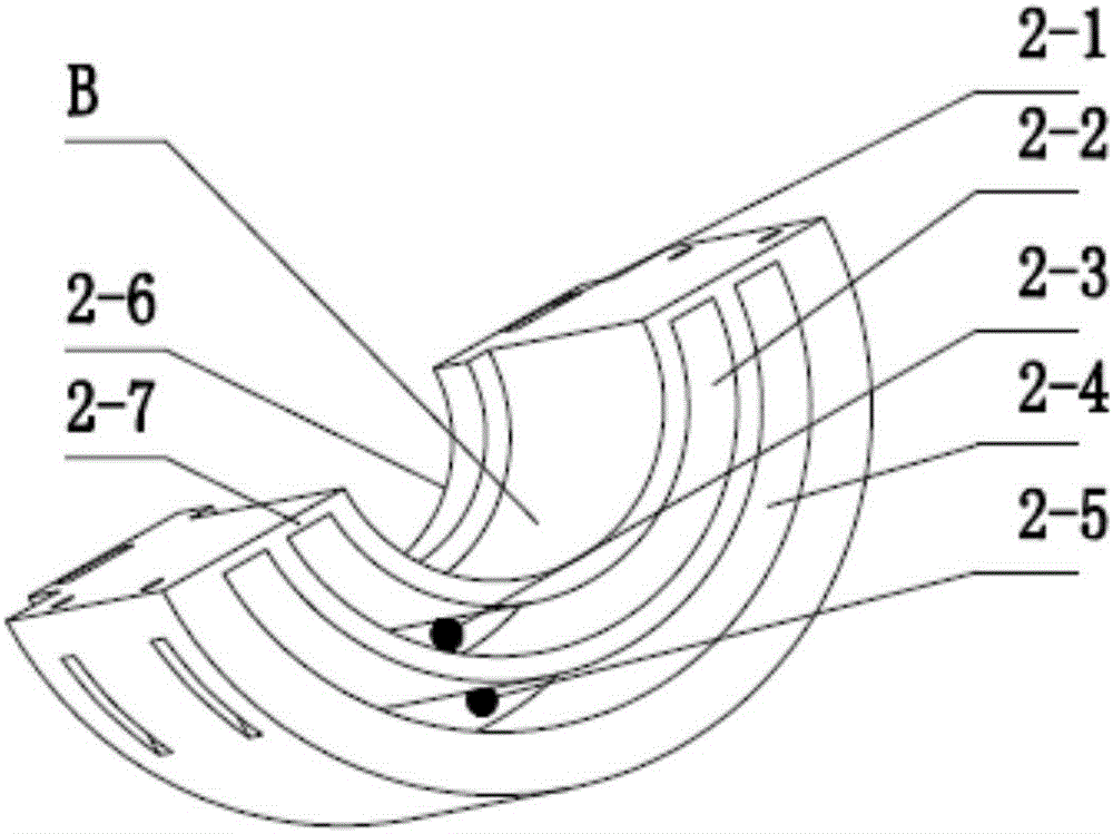 Flange sectioning connection type rotary connector