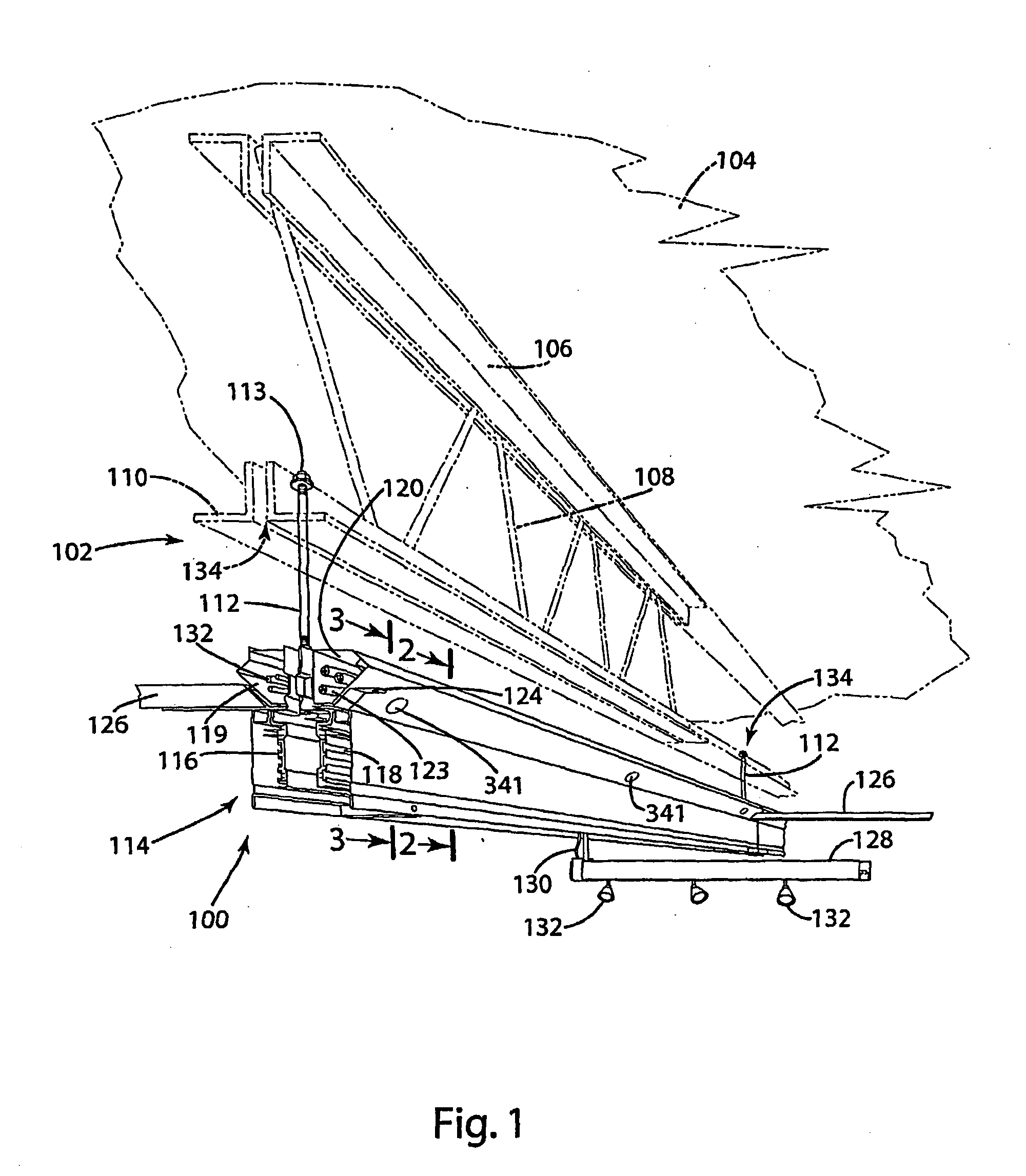 Power and Communication Distributions System Using Split Bus Rail Structure