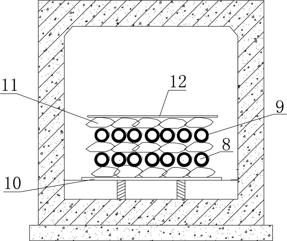 Suspension device and method for large-span ultrahigh-voltage electric power pipe ditch in subway station foundation pit