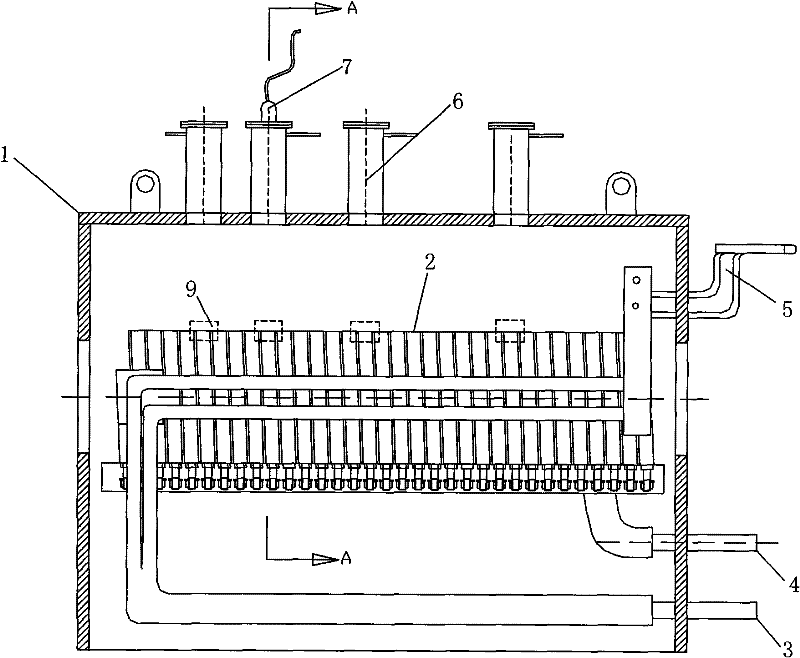 Steel tube end part inductive heating device with temperature detection system