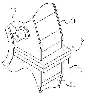 Rotary assembly welding tool capable of improving welding quality of gear cases of locomotives and assembly welding method implemented by rotary assembly welding tool