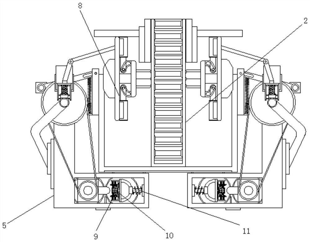 Intelligent packaging equipment capable of achieving graded conveying speed through pulley yoke