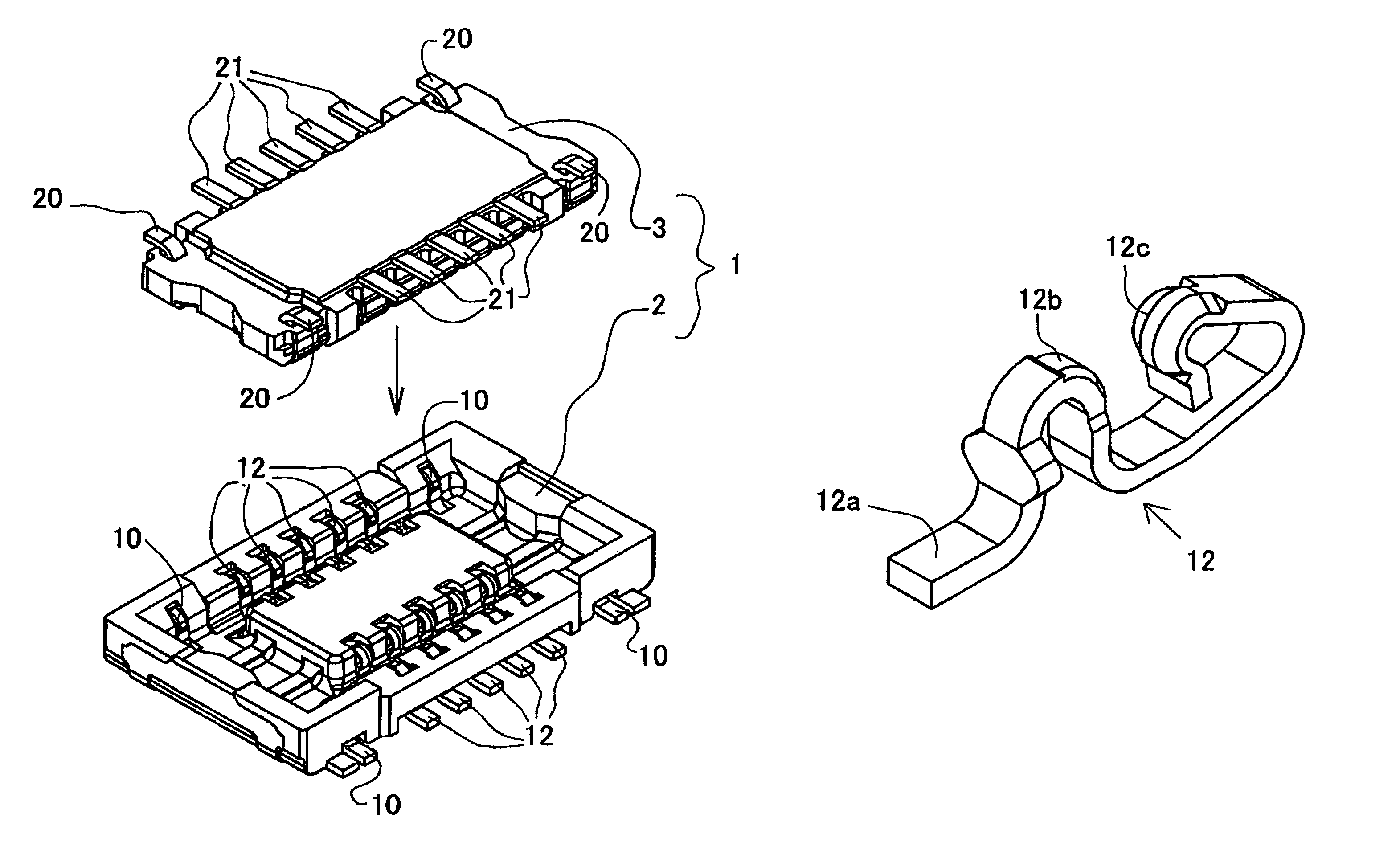 Connector having a lock mechanism for keeping a socket and a header coupled, and method for manufacturing the connector