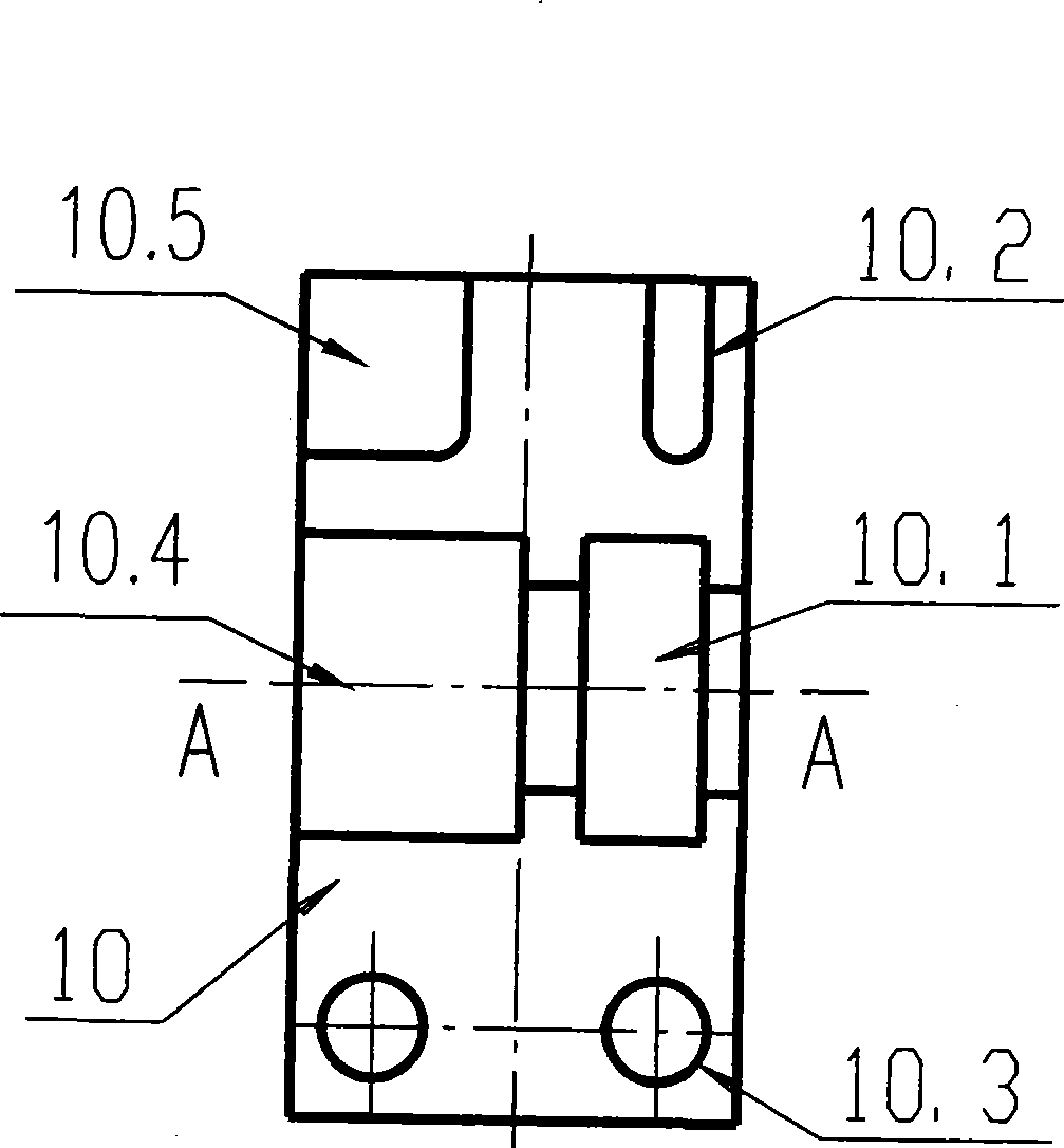 Independent special-shaped tube negative pressure type compact spinning apparatus