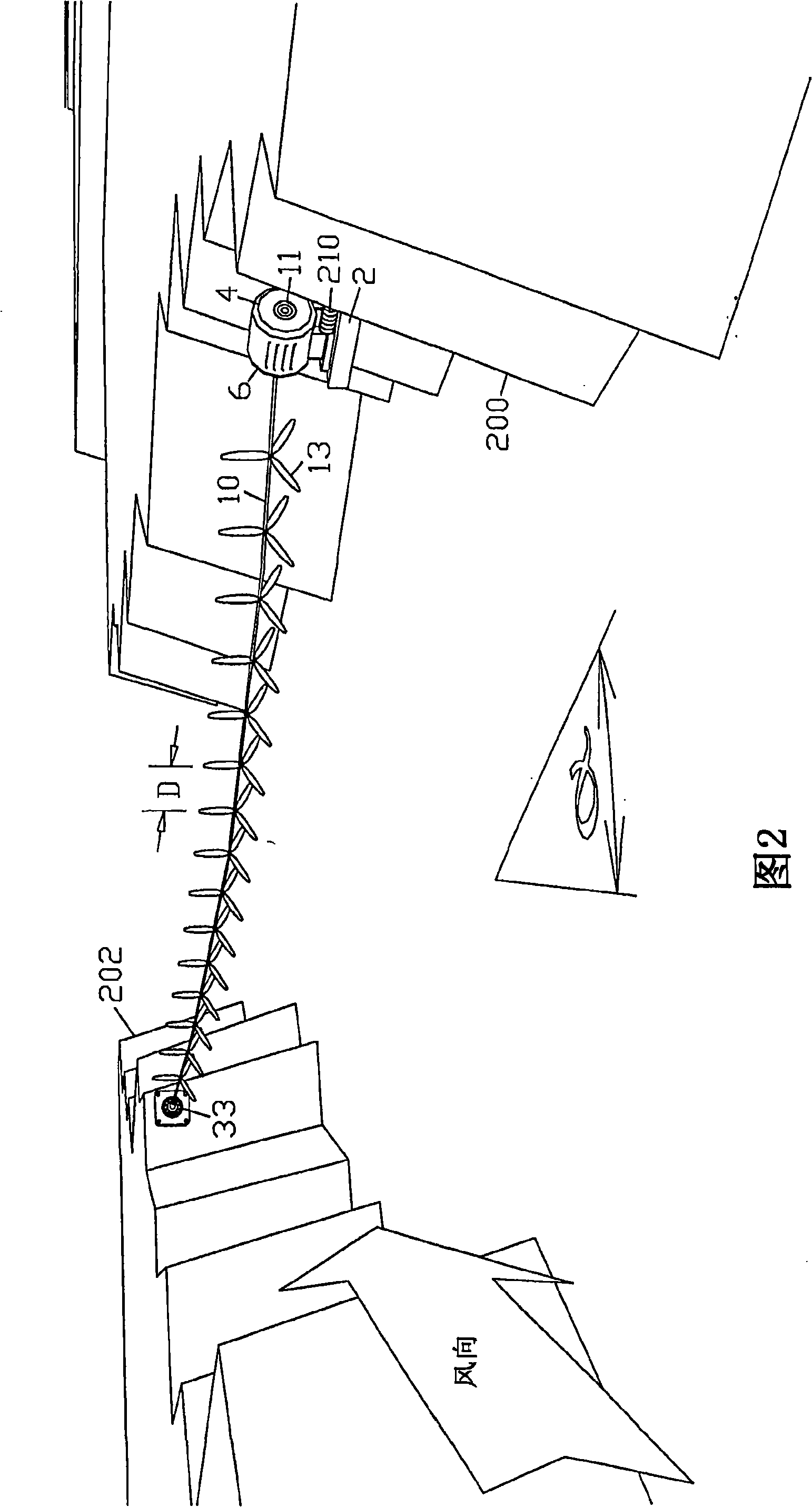 Multi-rotor wind turbine supported by continuous central driveshaft