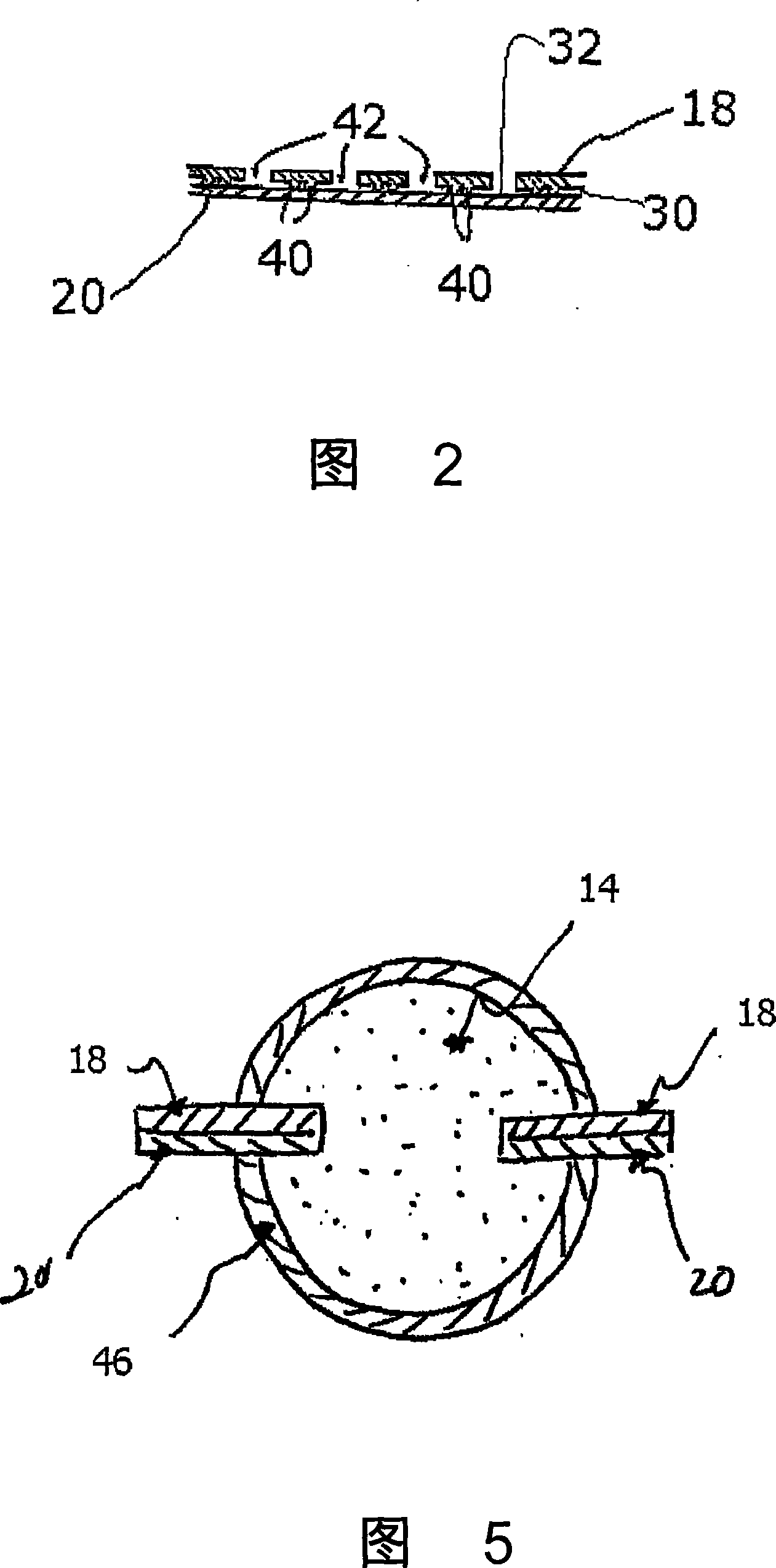 Intravaginal device with fluid transport plates and methods of making