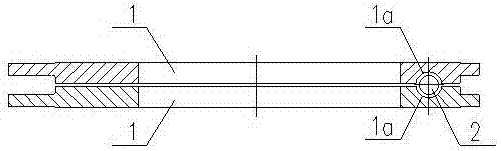 Induction quenching device used for cone sockets of brake platens and operation method