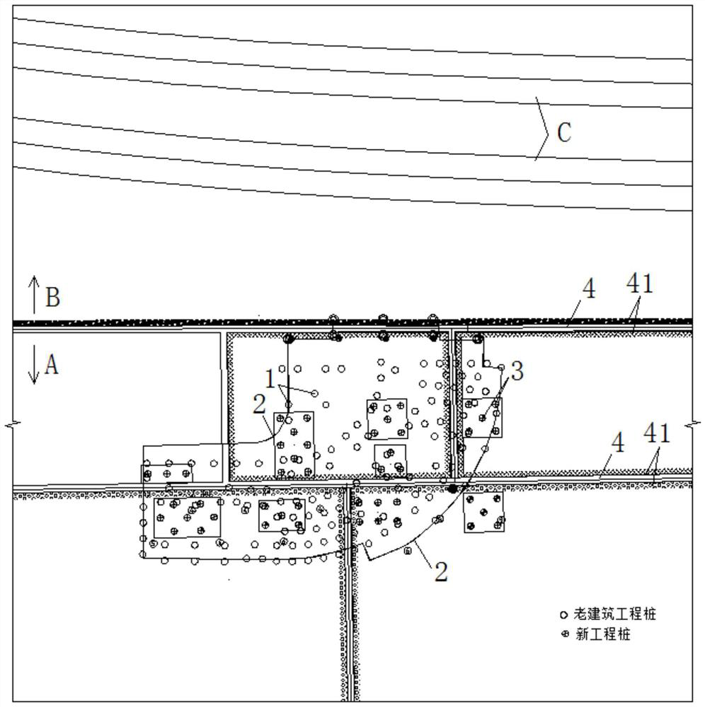 Deep foundation clearing construction method for deep foundation pit near subway