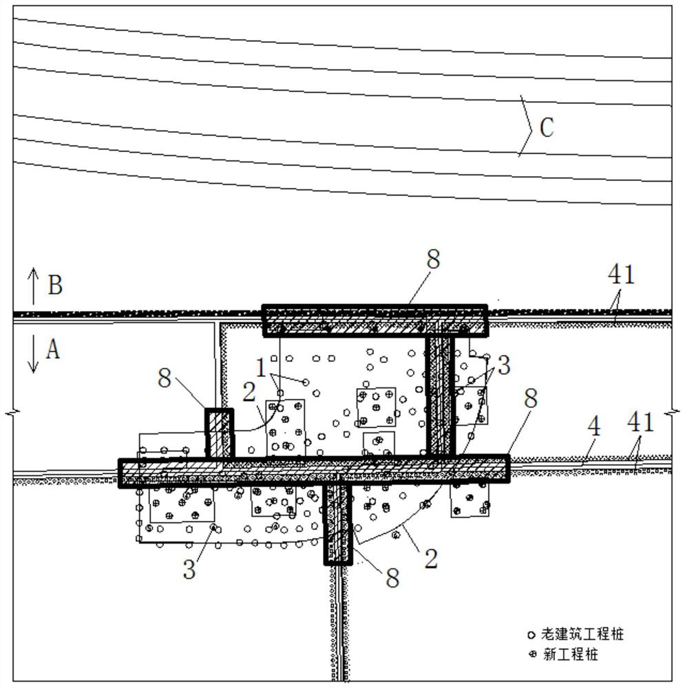 Deep foundation clearing construction method for deep foundation pit near subway