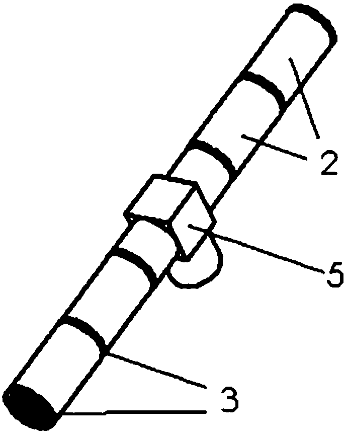 A nanoparticle atomic layer deposition device and method based on space isolation