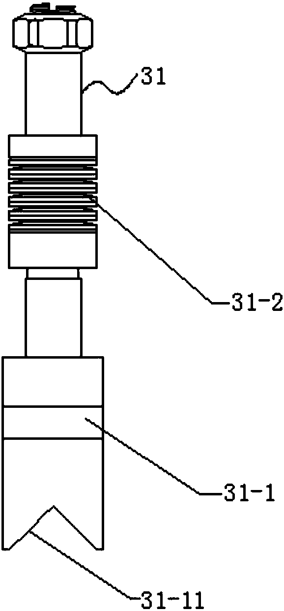 Cylindrical workpiece loading and compressing device