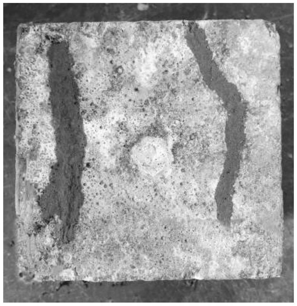 A concrete crack repair additive and its preparation and use method