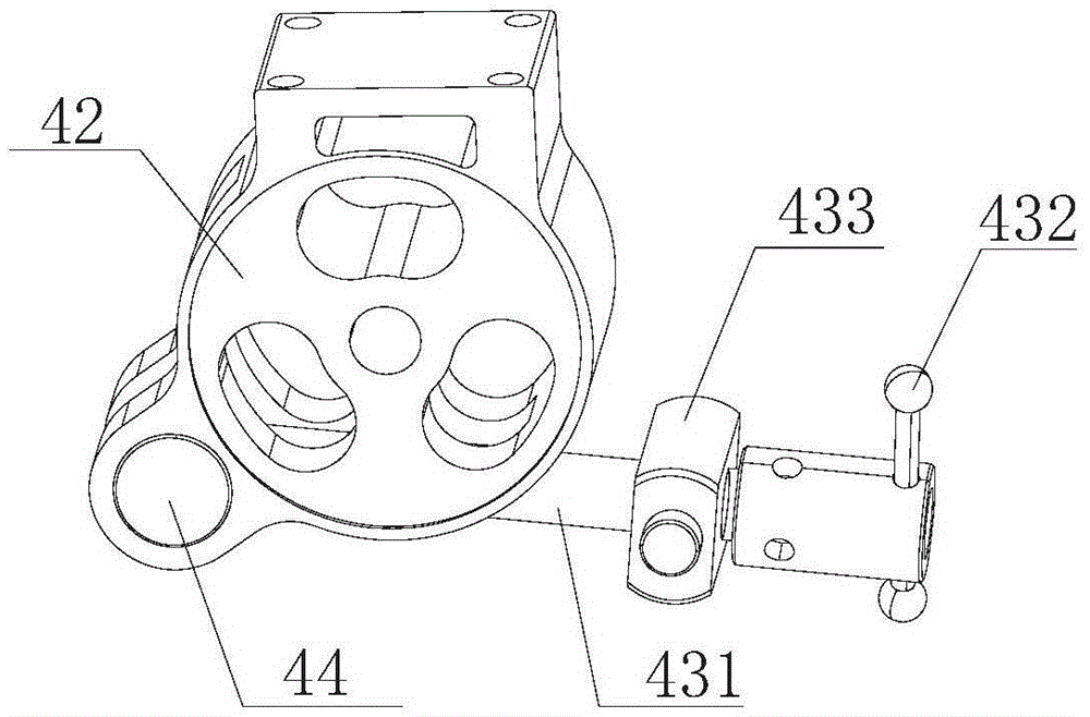 Latitude adjusting mechanism of combined type equatorial telescope