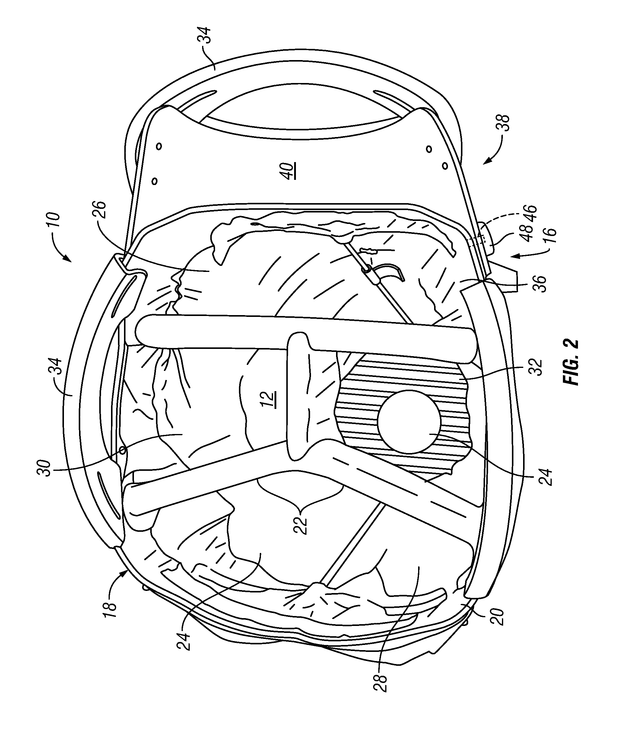 Golf bag with expandable collar apertures