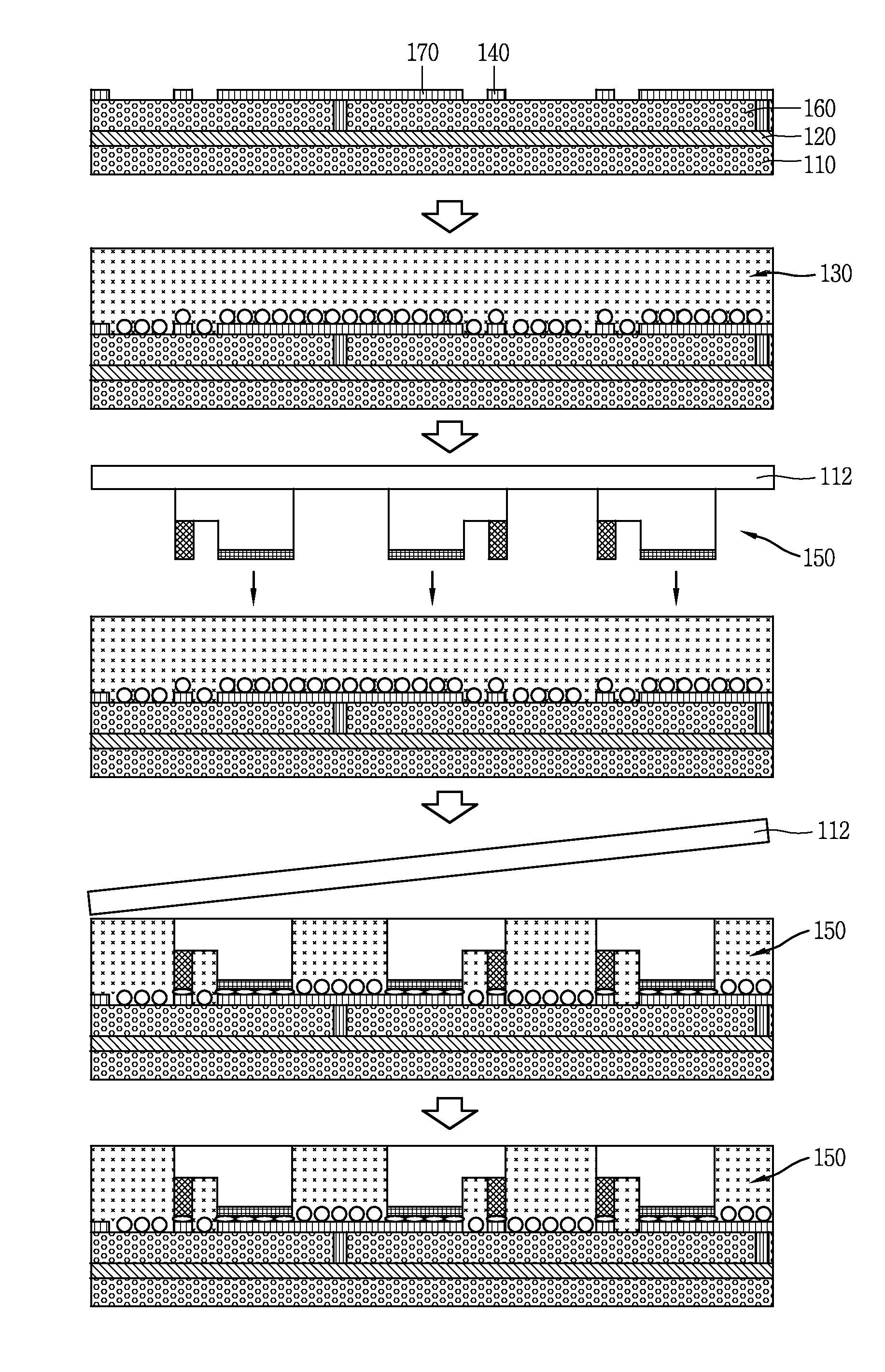 Semiconductor light emitting device, transfer head of semiconductor light emitting device, and method of transferring semiconductor light emitting device